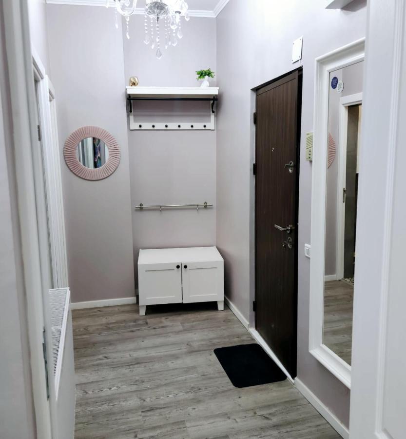 Chic Studio Old City Center - Ivo19 Бухарест Экстерьер фото