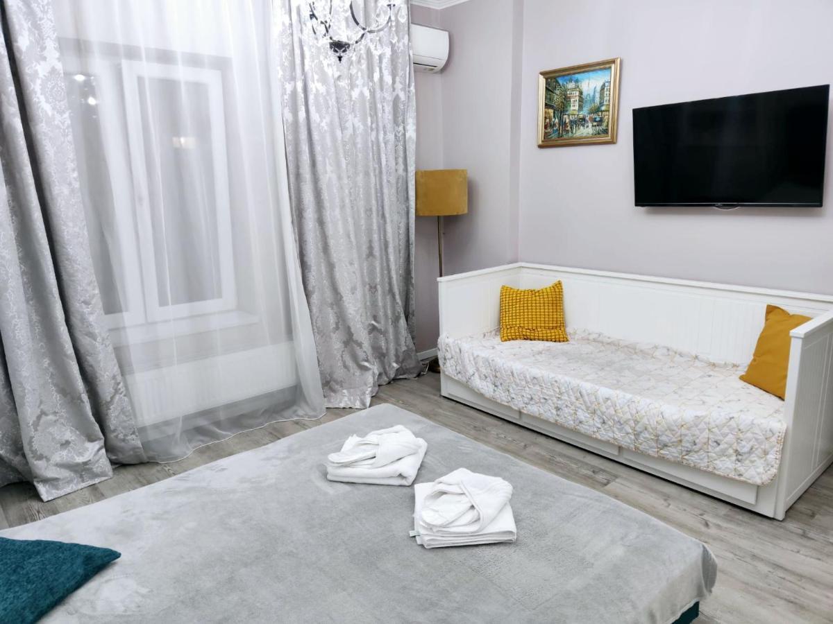 Chic Studio Old City Center - Ivo19 Бухарест Экстерьер фото
