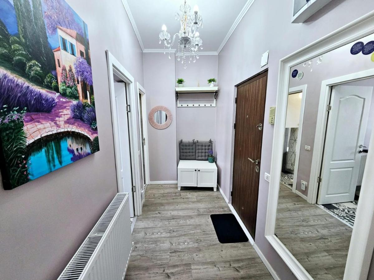 Chic Studio Old City Center - Ivo19 Бухарест Экстерьер фото