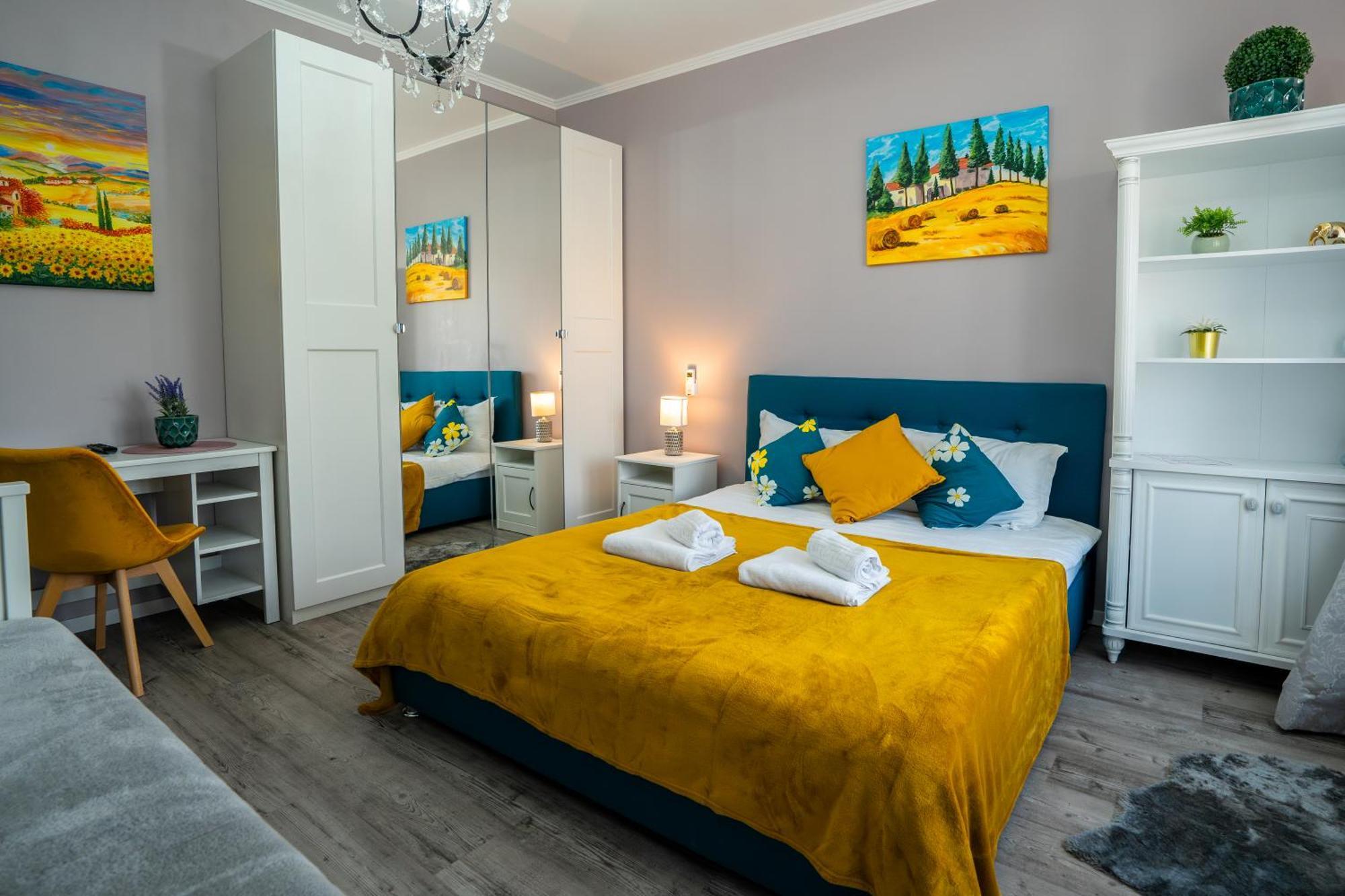 Chic Studio Old City Center - Ivo19 Бухарест Экстерьер фото