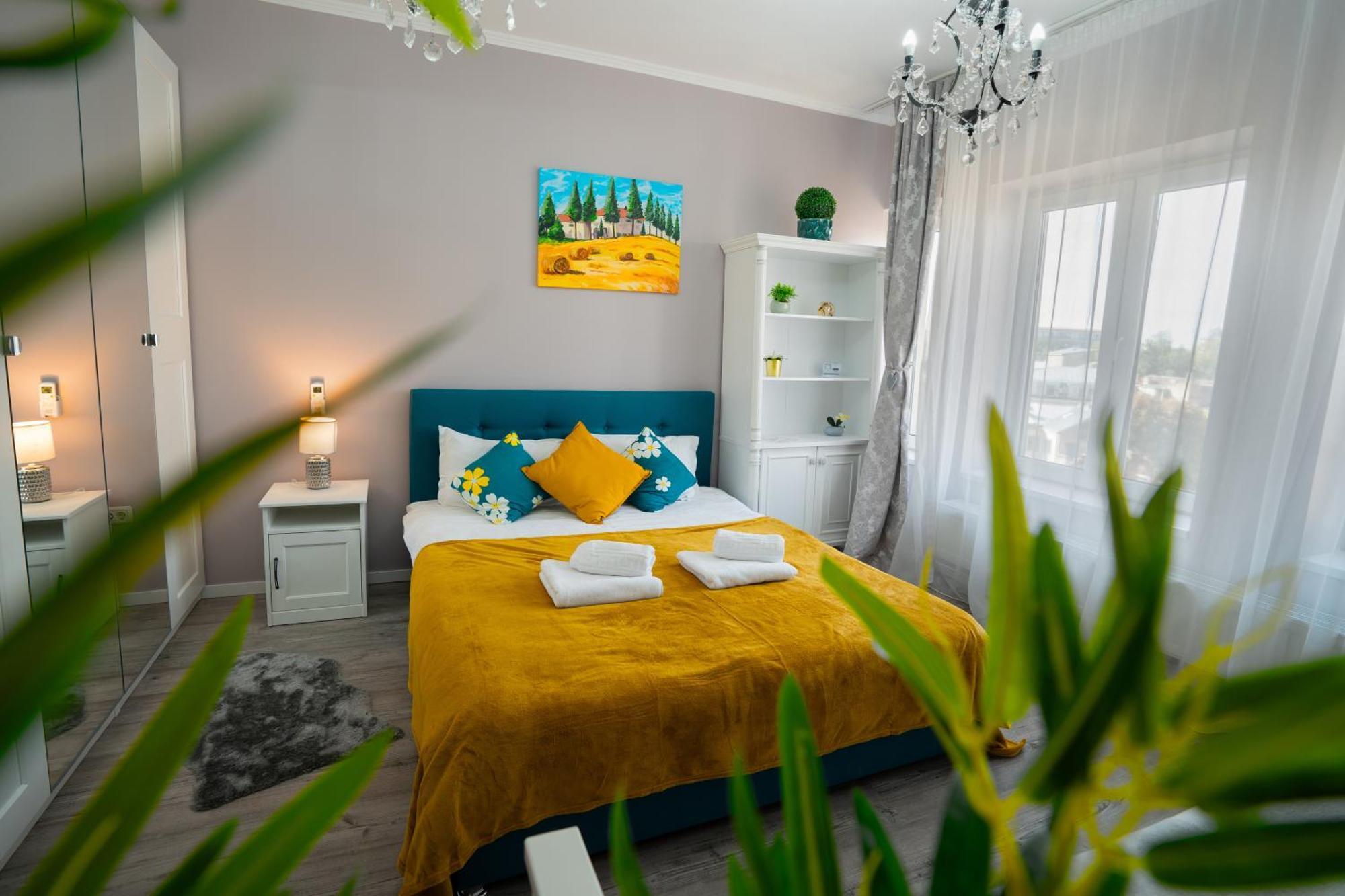 Chic Studio Old City Center - Ivo19 Бухарест Экстерьер фото